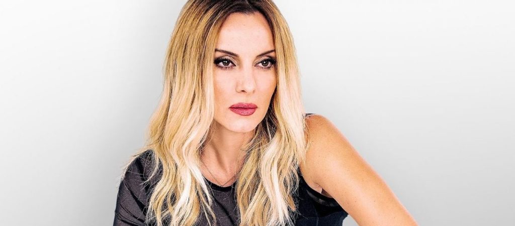 H Πέγκυ Ζήνα για την κόρη της: «Δεν θα ήθελα να γίνει τραγουδίστρια – είναι ένας χώρος αρκετά ανταγωνιστικός»