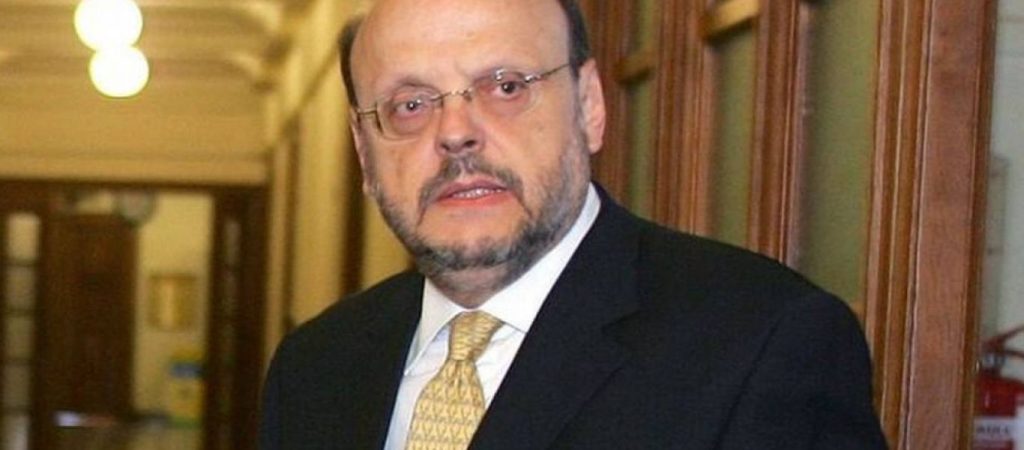 Ευάγγελος Αντώναρος: Για ποιο λόγο  δεν κάνει την τρίτη δόση