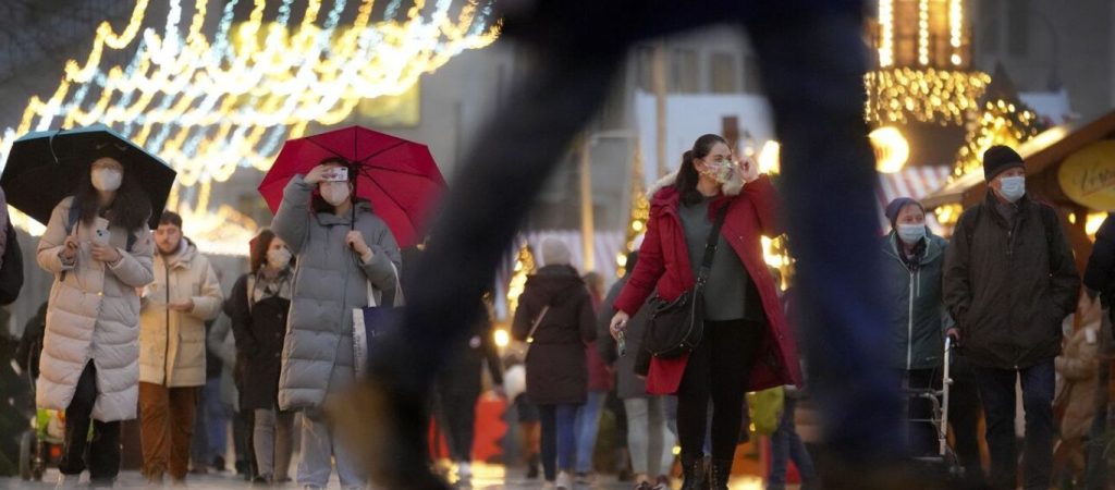 Γερμανία: Ίσως χρειαστεί και 4η δόση για την Όμικρον λέει ο υπουργός Υγείας – Στις πόσες δόσεις θα σταματήσουν;