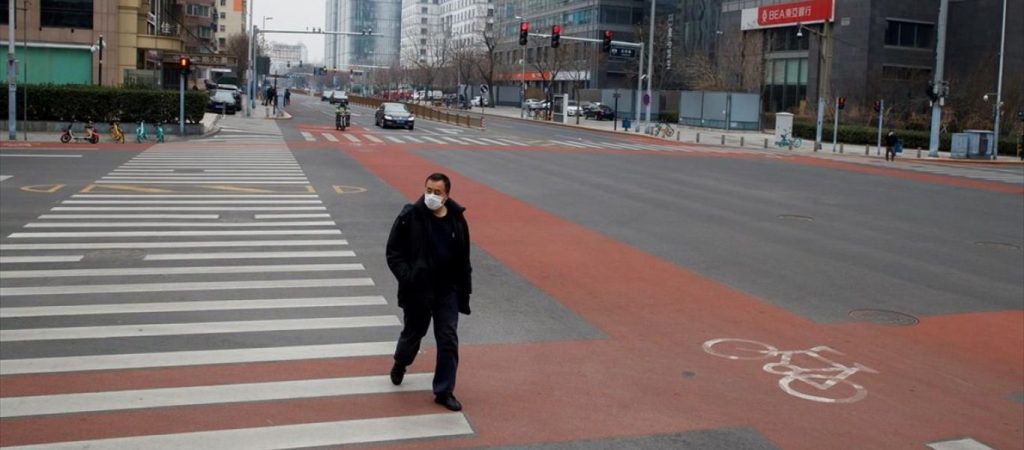 Όπως δύο χρόνια πριν: Η Κίνα βάζει σε lockdown μία πόλη 13 εκατ. κατοίκων – Τότε η Ουχάν σήμερα η Σιάν