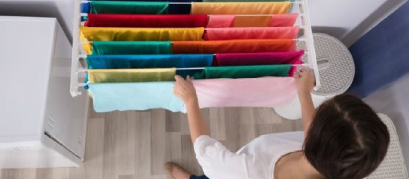 Έτσι θα στεγνώνουν πιο εύκολα τα ρούχα σας το χειμώνα