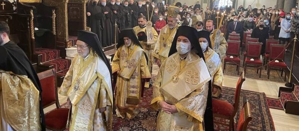 Φανάρι: Με λαμπρότητα η Θεία Λειτουργία των Χριστουγέννων – Αναρρώνει ο Οικουμενικός Πατριάρχης