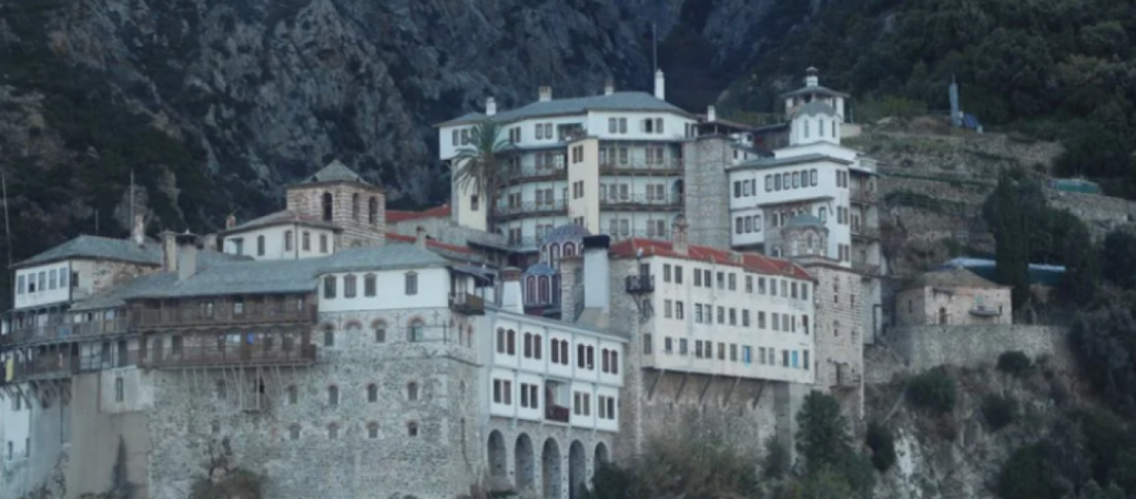 Άγιος Όρος: Εντοπίστηκε η λέμβος του 58χρονου μοναχού που αγνοείται