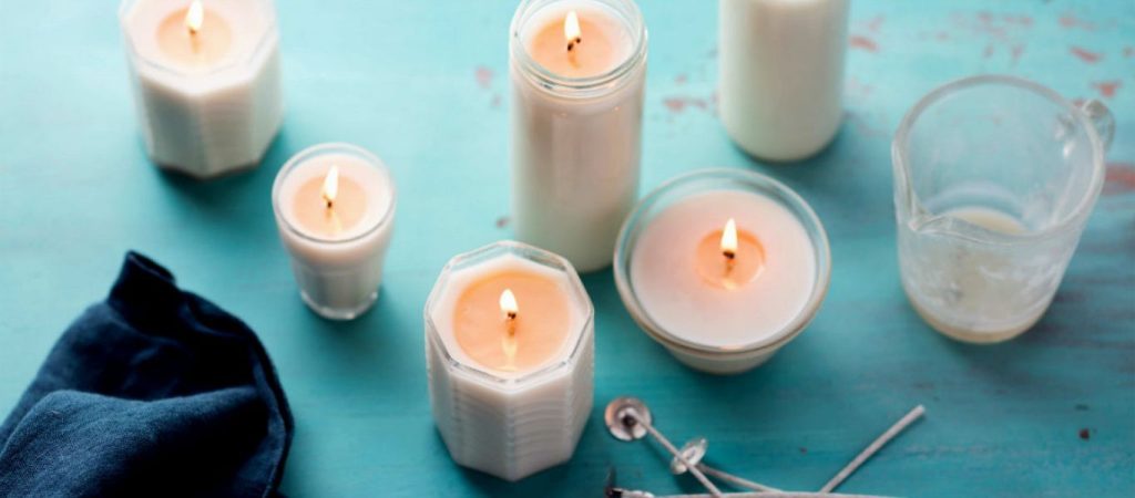 Δείτε τα κολπάκια που θα κάνουν τα κεριά σας να διαρκούν περισσότερο