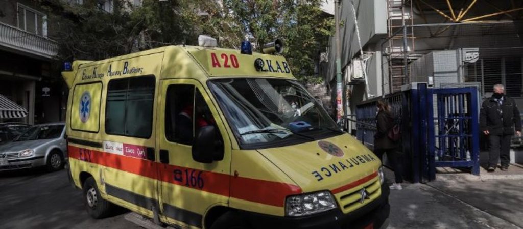 Κρήτη: Ηλικιωμένος έπεσε από ύψος τριών μέτρων – Μεταφέρθηκε στο νοσοκομείο