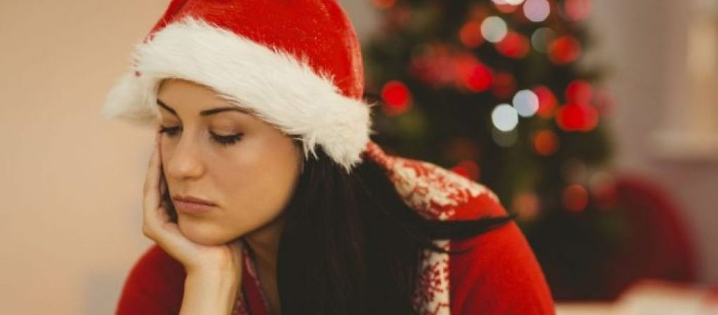 Πολύ συχνό φαινόμενο η κατάθλιψη των εορτών – Πως να την αντιμετωπίσεις