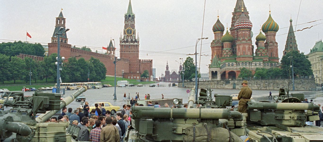 Σαν σήμερα: Το 1991 το Ανώτατο Σοβιέτ, με ψήφισμα, ορίζει το τέλος της ΕΣΣΔ