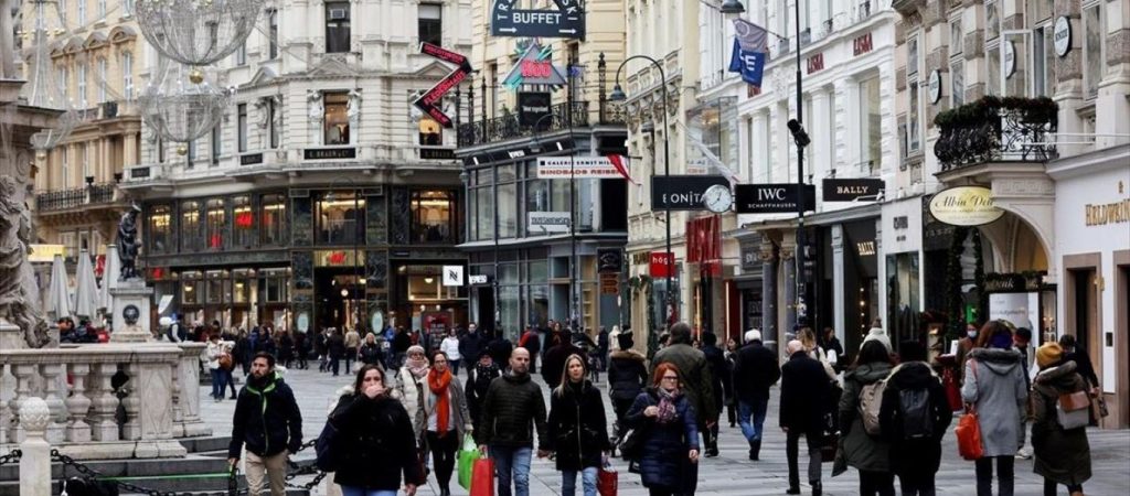 Αυστρία: Στις 22.00 θα κλείνουν τα εστιατόρια – Νέα μέτρα για την μετάλλαξη ‘Όμικρον