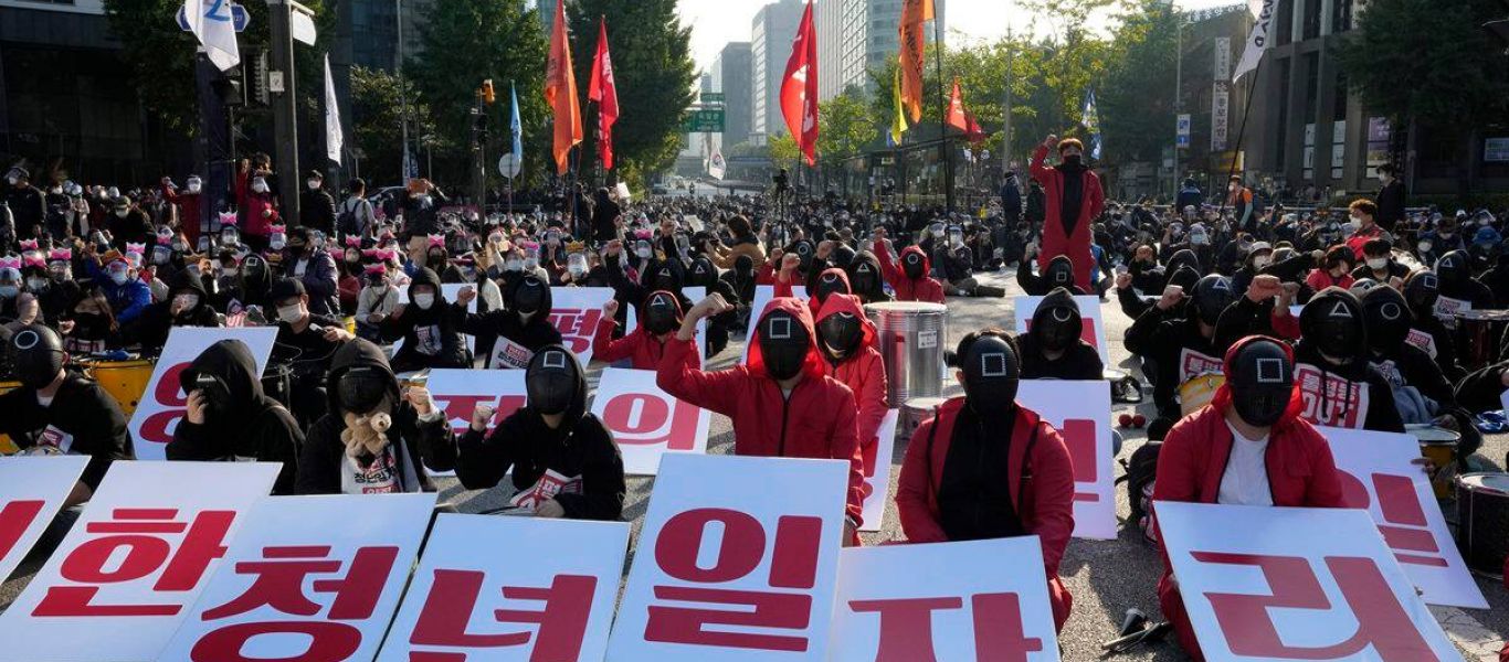 Στη Νότια Κορέα διαδηλώνουν για τα πάνω από 1.000 θύματα των εμβολίων Covid-19 – Στην Ελλάδα… σιγή ασυρμάτου