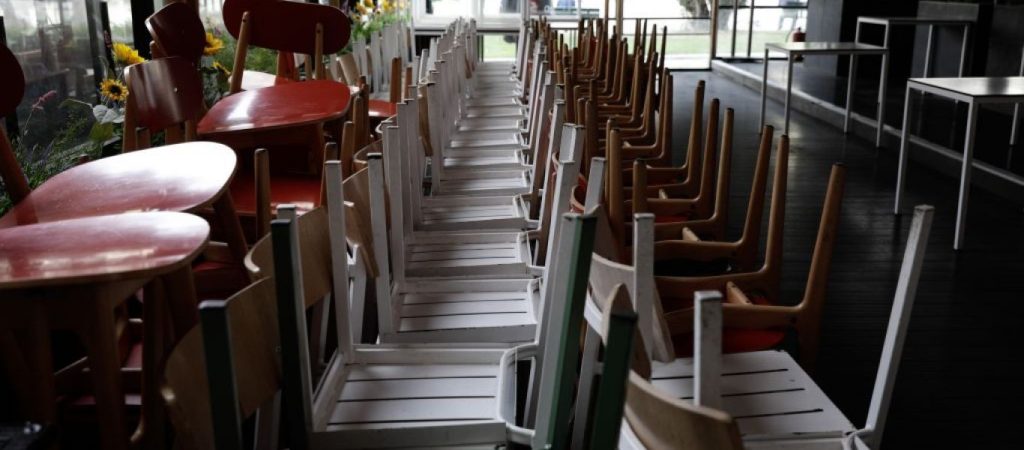 Εστίαση: Η κυβέρνηση επαναφέρει τα 500αρικο! – Επιδόματα εποχής lockdown σχεδιάζει το ΥΠΟΙΚ για τις επιχειρήσεις