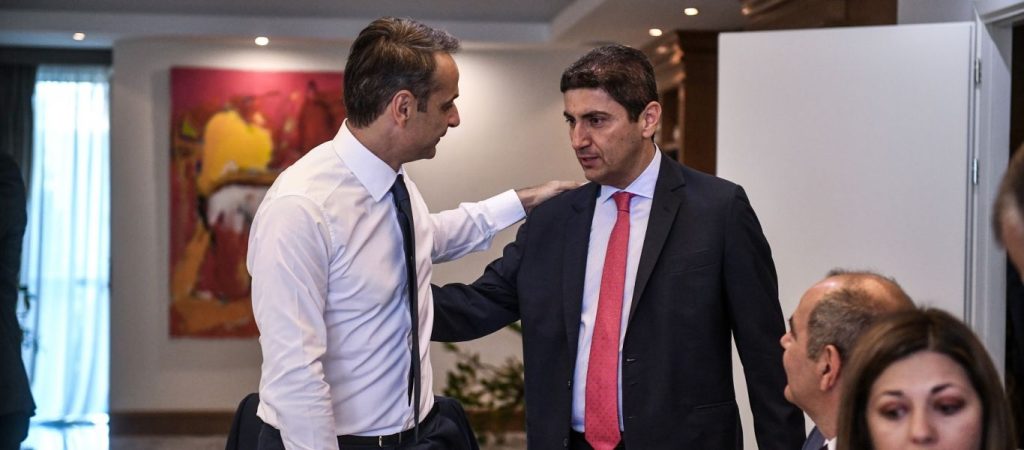 «Βγήκαν τα μαχαίρια» για τα γήπεδα – «Βολές» Λ.Αυγενάκη σε κυβέρνηση: «Το λέω δυνατά – Τα νέα μέτρα είναι ανεφάρμοστα»