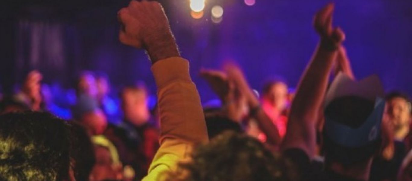 «Τσουχτερά» πρόστιμα προβλέπουν τα νέα μέτρα – Πρόστιμο 50.000 για ιδιωτικά οργανωμένα πάρτι