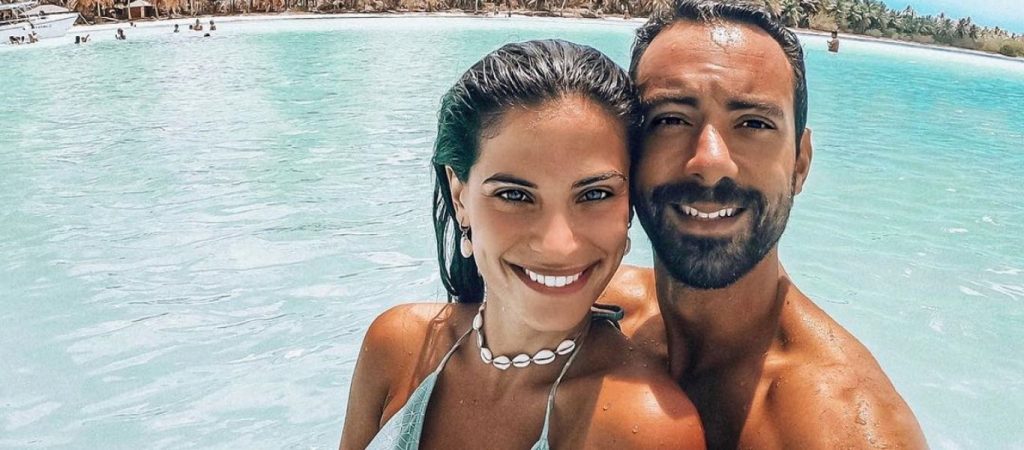 X.Μπόμπα – Σ.Τανιμανίδης: Η οικογενειακή τους φωτογραφία για το νέο έτος