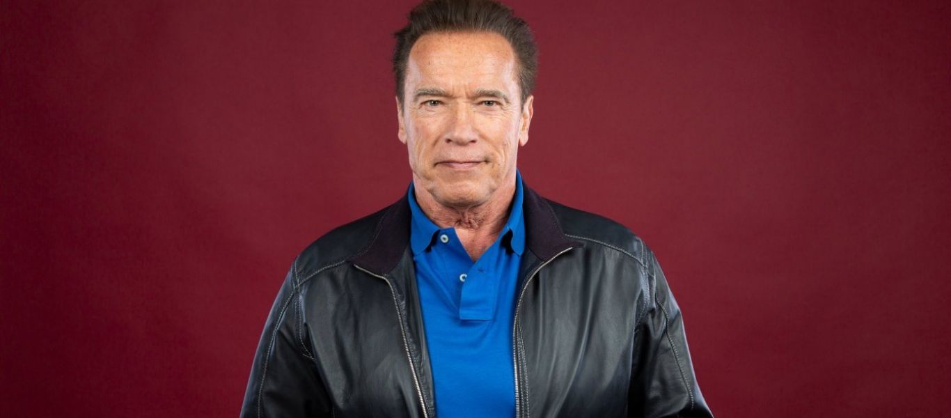 Ο Α.Σβαρτσενέγκερ δώρισε σπίτια σε αστέγους – «Με κάνει να νιώθω καλά που μπορώ να δώσω κάτι πίσω σε αυτή τη χώρα»