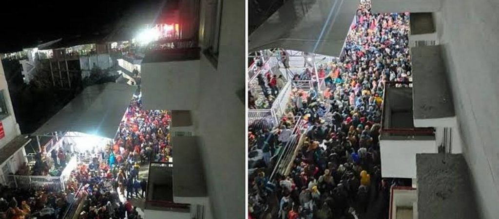 Ινδία: Τουλάχιστον 12 νεκροί σε ποδοπάτημα πιστών σε ινδουιστικό ιερό (βίντεο)