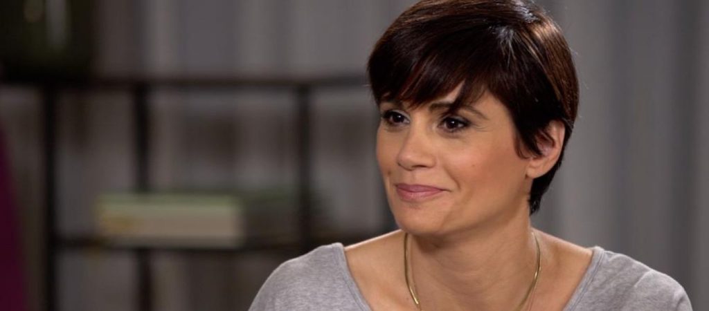 Η Άννα Μαρία Παπαχαραλάμπους για τον θάνατο της μητέρας της