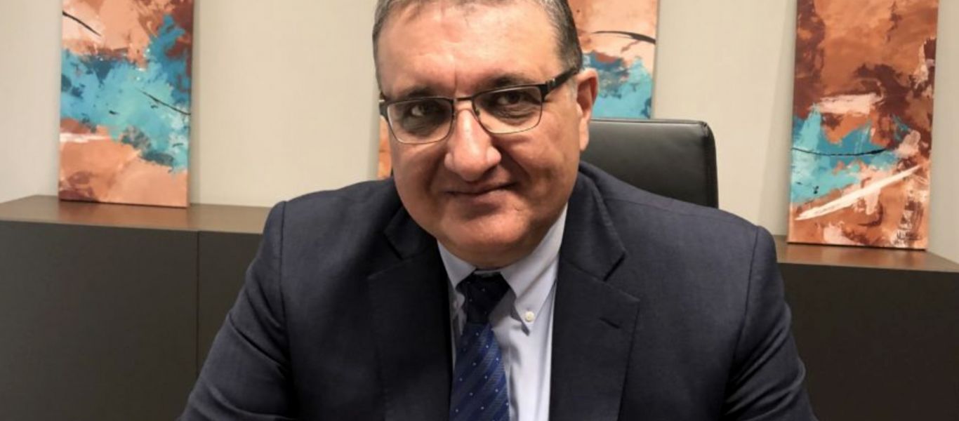 «Επίθεση» Α.Εξαδάκτυλου στους ανεμβολίαστους: «Αυτοί θα φταίνε για την πίεση στο ΕΣΥ – Να εμβολιαστούν υποχρεωτικά όλοι»