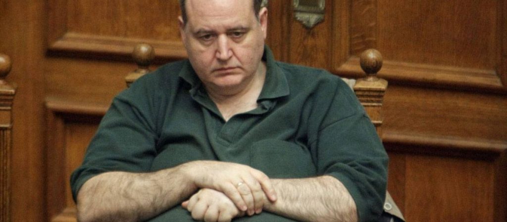 Ν.Φίλης: « Η κυβέρνηση επιλέγει την ανοσία της αγέλης»