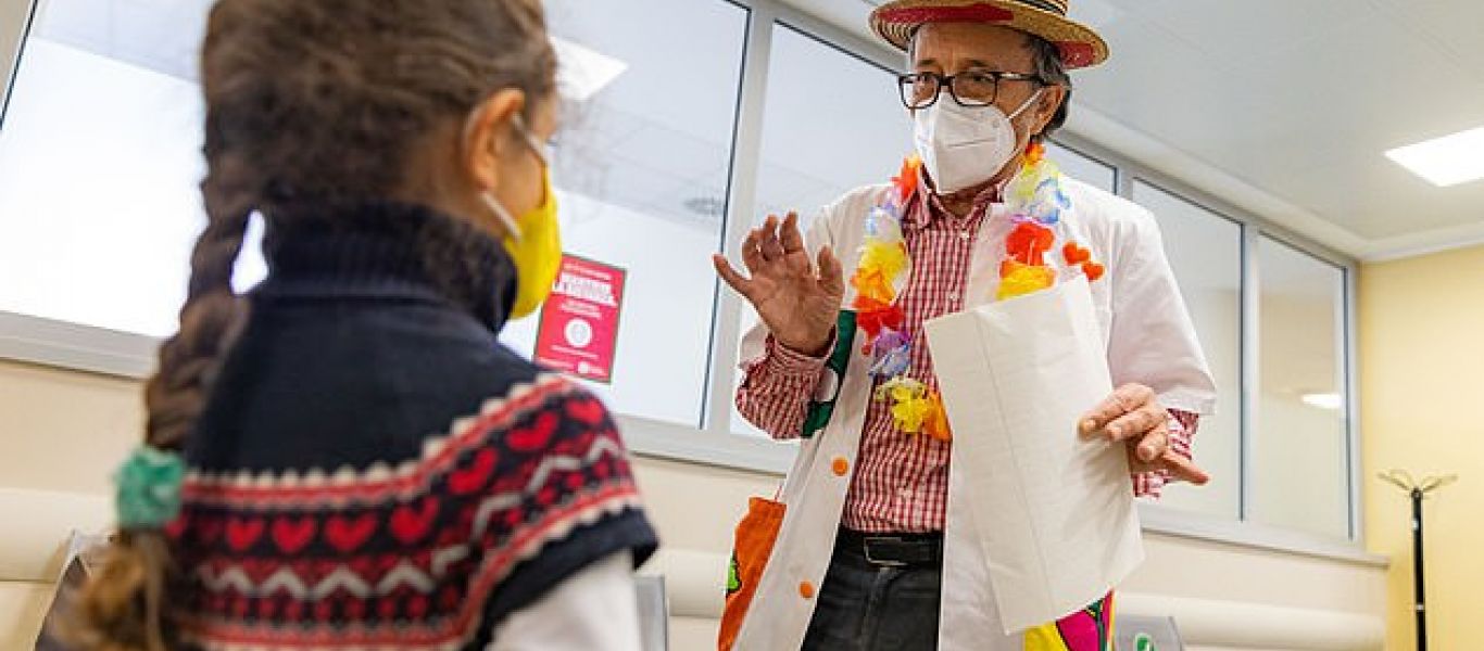 Απίστευτο κι όμως αληθινό: Ταξίδευσε 1.200 χλμ. με αυτοκίνητο για να εμβολιάσει την εννιάχρονη κόρη της