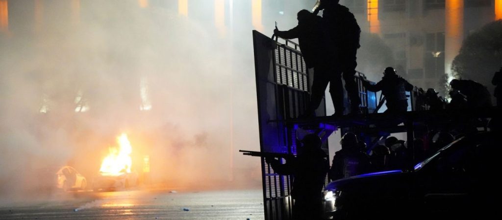 ΚΚΕ: «Αλληλεγγύη στους εξαθλιωμένους του Καζακστάν» – Χαιρετίζει τις επιθέσεις εξτρεμιστών