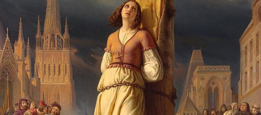 Ζαν Ντ’ Αρκ: Η Καθολική Εκκλησία την έκαψε ζωντανή ως «μάγισσα» και έπειτα την ανακήρυξε «Αγία»