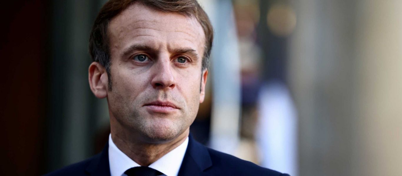 Γαλλία: Πέρασε από τη βουλή το νομοσχέδιο που μετατρέπει το υγειονομικό σε εμβολιαστικό πάσο – Οι επόμενες κινήσεις