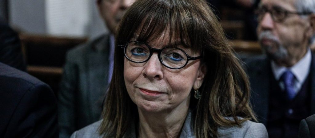 Φωτό-σοκ: Η ΠτΔ Α.Σακελλαροπούλου ως μέλος της Κομμουνιστικής Οργάνωσης Νεολαίας το 1978!