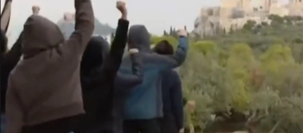 Γύρισαν gay ταινία στην Ακρόπολη! – Με προκαταρκτική εξέταση απαντά τώρα το Υπουργείο Πολιτισμού