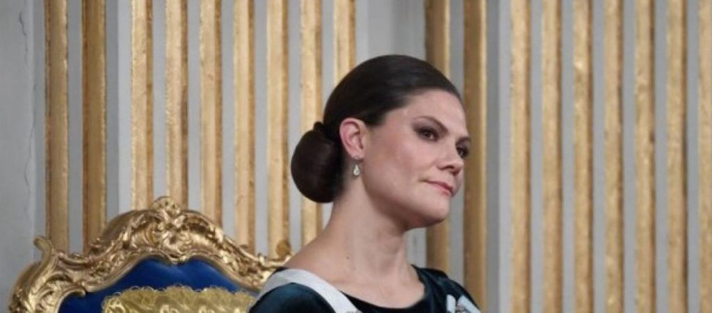 Σουηδία: Θετική ξανά στον κορωνοϊό διαγνώστηκε η πλήρως εμβολιασμένη πριγκίπισσα διάδοχος Βικτόρια