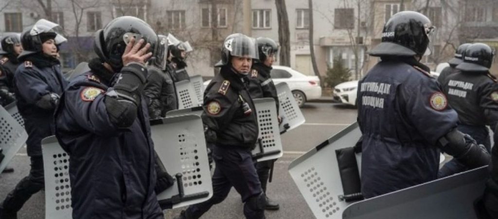 Η Γερμανία αναστέλλει τις εξαγωγές όπλων στο Καζακστάν λόγω των ταραχών
