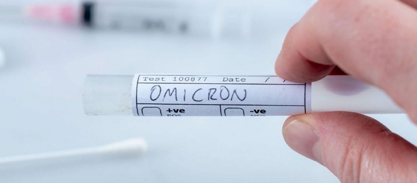 Ν.Καπραβέλος: «Δεν έχουμε στις ΜΕΘ ασθενείς με Όμικρον» – Αλλά κυβερνητικοί πιέζουν πάλι για εμβόλια