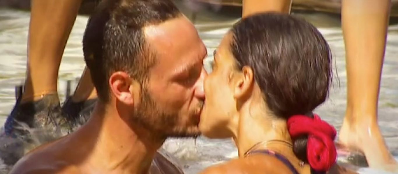 Σκάνδαλο στο Survivor: Η Μ.Κουρεντή έχει σχέση και φιλιέται παθιασμένα με τον Γ.Κατσαούνη (βίντεο)