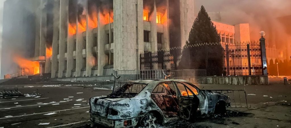 «Άγνωστοι» πλήρωσαν αλλοδαπούς «διαδηλωτές» για να προκαλέσουν χάος στο Καζακστάν – Ποιοι ήθελαν αποσταθεροποίηση;