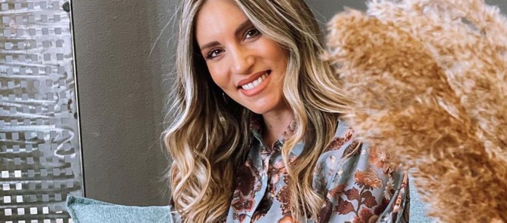 Η ερώτηση του Γιώργου Λιάγκα για τις απολαβές στην Αθηνά Οικονομάκου που την έφερε σε αμηχανία