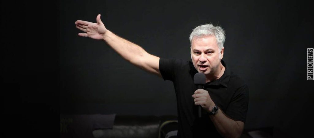 «Καταπέλτης» ο Χ.Ζαραλίκος: «Βρισιά δεν είναι το Μητσοτάκη γα… – Βρισιά είναι να κλείνεις το Παίδων – Καρ…δες»