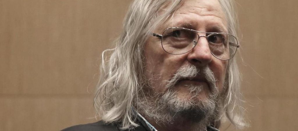 Ο Ν.Ραούλ απαντά στον Ε.Μακρόν: «Δεν χρησιμεύει ο μαζικός εμβολιασμός – Οι εμβολιασμένοι έχουν μεγαλύτερο ιικό φορτίο»