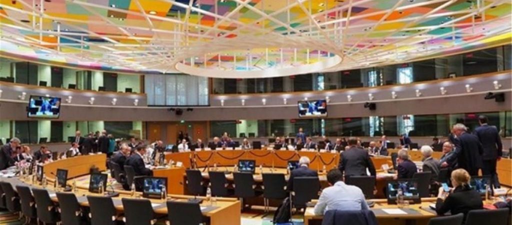 Το Eurogroup θέτει υπό αίρεση τα μέτρα στήριξης – Τα όχι που θυμίζουν εποχές μνημονίων