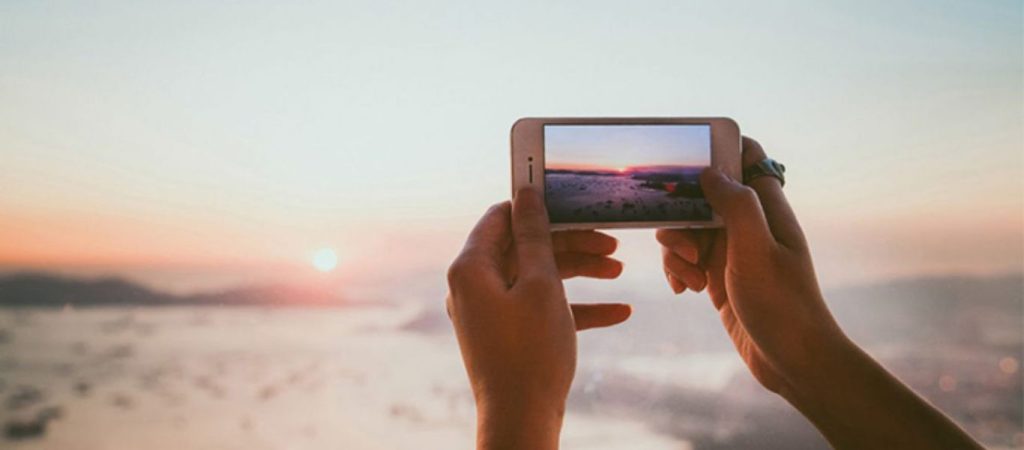 Το νου σας: Αυτές είναι οι έξι φωτογραφίες που δεν πρέπει να ανεβάζεις ποτέ στα social