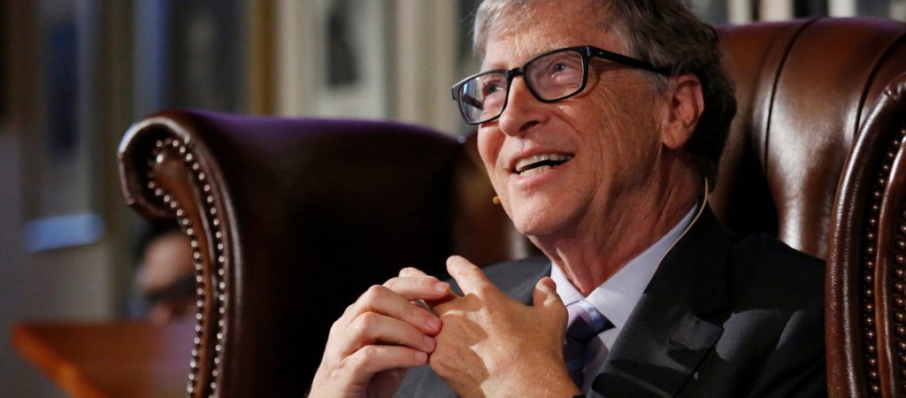 Μ.Γκέιτς: «Γιατί να θέλω να σας φυτέψω τσιπ στα μπράτσα;»