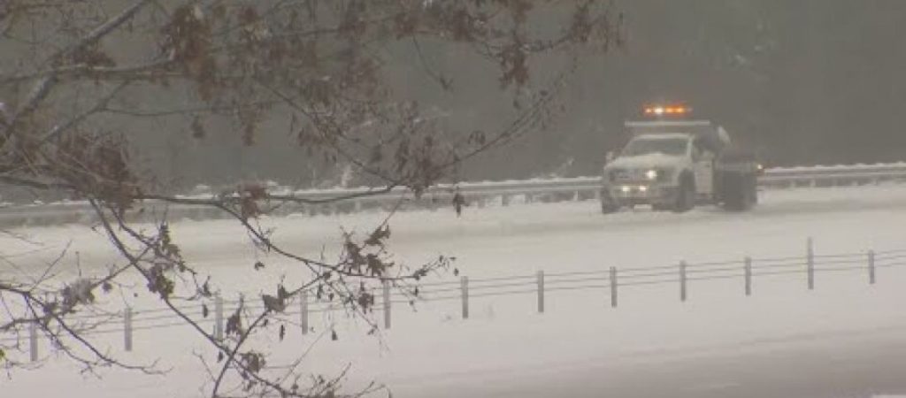 ΗΠΑ: Χιονοθύελλα πλήττει τις ανατολικές περιοχές – Κατάσταση έκτακτης ανάγκης σε Τζόρτζια, Βιρτζίνια και Βόρεια Καρολίνα