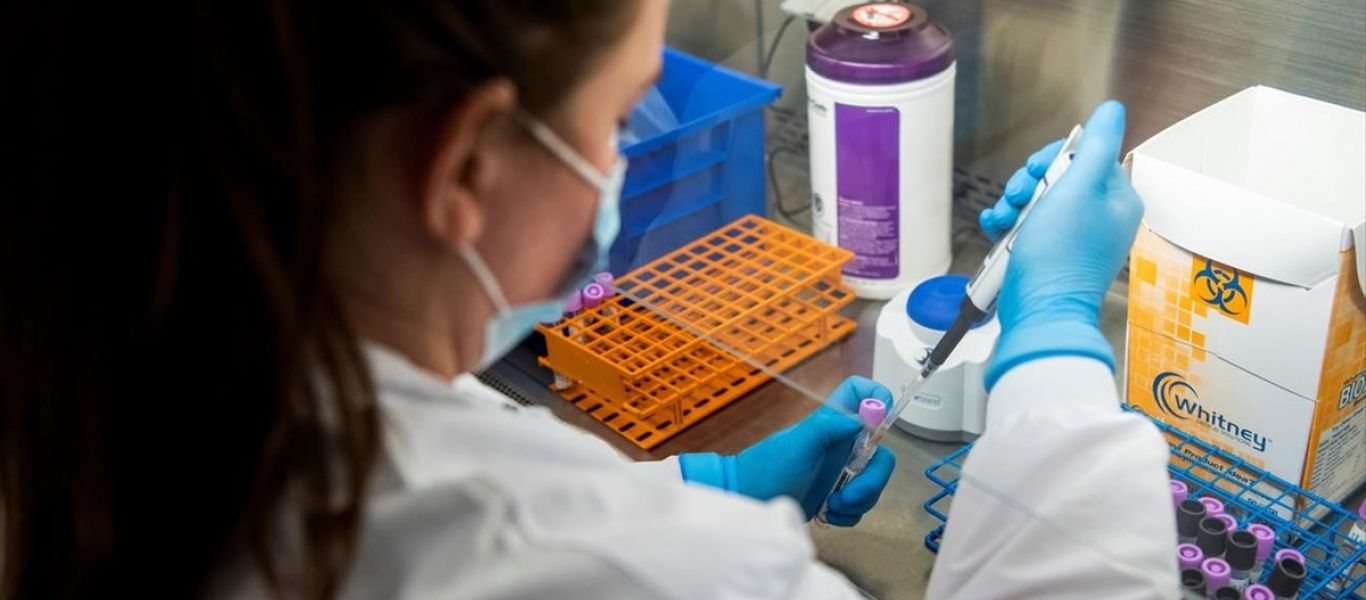 Αφήνουν τους Έλληνες να πεθάνουν για να πουλήσουν τα «εμβόλια»! – Τέλος και επίσημα τα μονοκλωνικά στην Ελλάδα