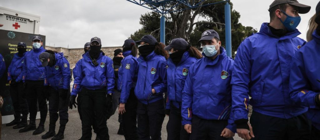 «Έκρηξη» οργής για το μπλόκο των ΜΑΤ στο Παίδων: Παρεμπόδισαν γονείς με άρρωστα παιδιά! – «Δεν έχω ιδέα» λέει η Μ.Γκάγκα