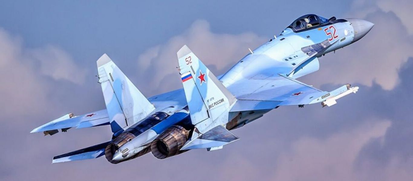 Η Ρωσία μεταφέρει στρατεύματα, Su-35, S-400 στην Λευκορωσία & «αδειάζει» την πρεσβεία στο Κίεβο