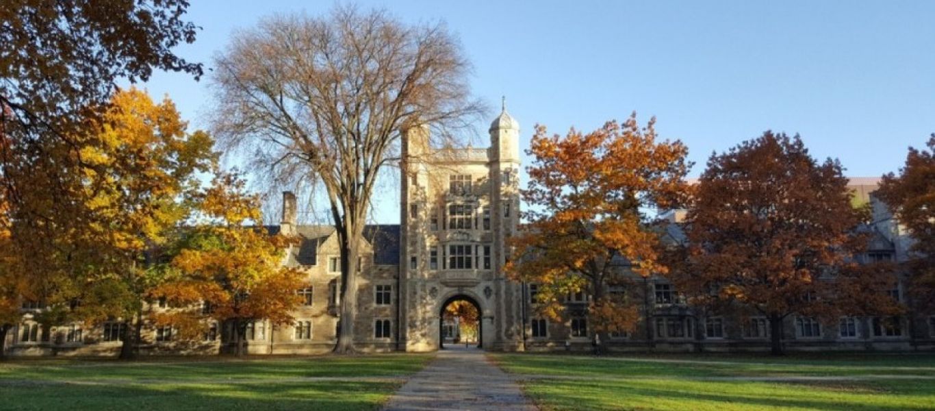 Γιατρός πανεπιστημίου είχε κακοποιήσει σεξουαλικά χίλιους φοιτητές – Μισό δισεκατομμύριο δολάρια θα πληρώσει το ίδρυμα