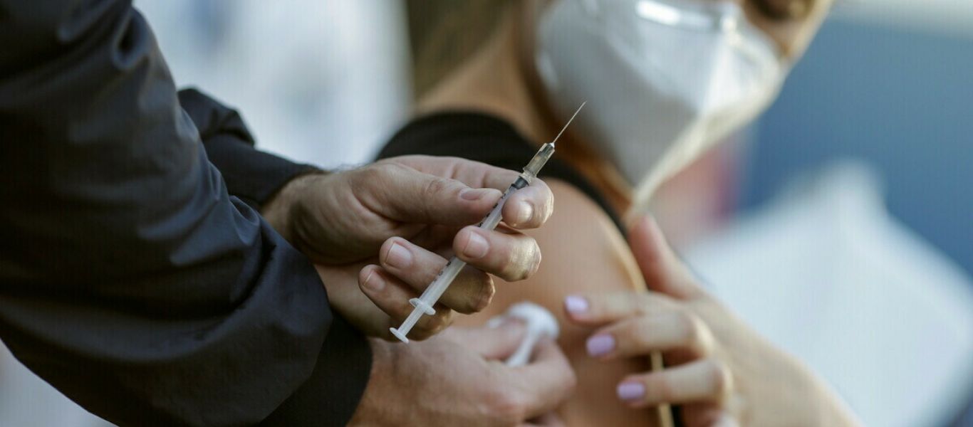 Τσεχία: Αναμένεται ο υποχρεωτικός εμβολιασμός για τους άνω των 60 ετών