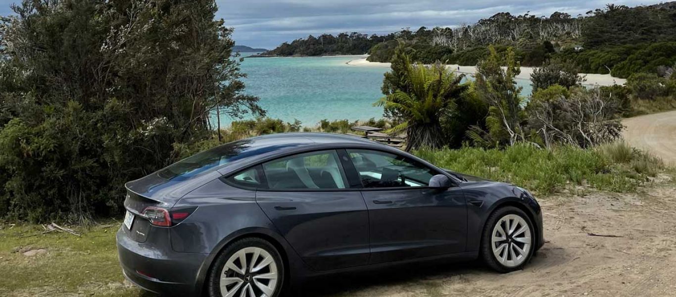 Tesla: Παρέδωσε καινούργιο Model 3 χωρίς φρένα!  (βίντεο)