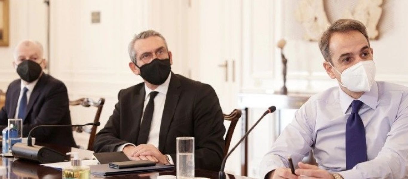 «Εκτός πραγματικότητας» – Ο διευθύνων σύμβουλος της TUI λέει πως η Ελλάδα θα ξεπεράσει τα επίπεδα του ’19 στον τουρισμό