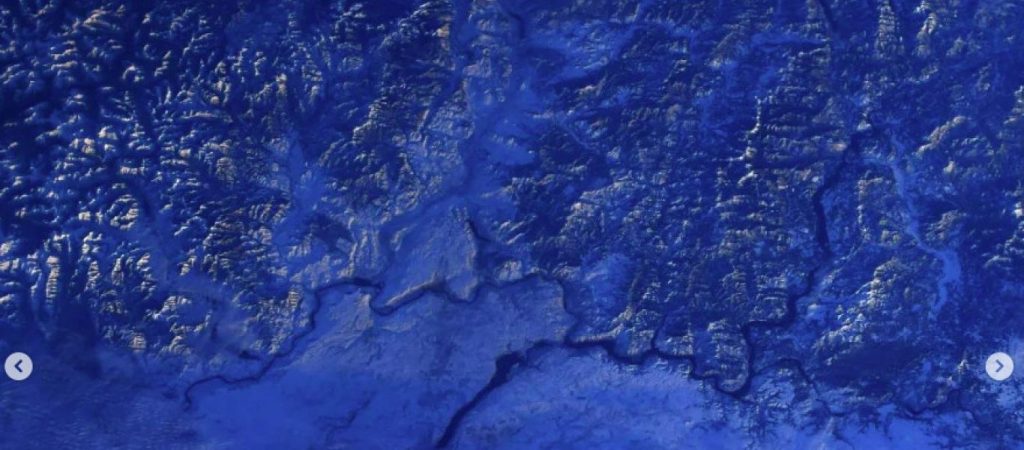 Εντυπωσιακές εικόνες: Δείτε πώς φαίνεται από ψηλά η χιονισμένη Β.Αμερική (φώτο)