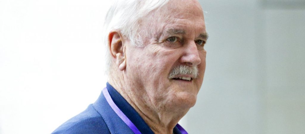 Πέντε παράγοντες για να κάνετε τη ζωή σας πιο δημιουργική σύμφωνα με τον John Cleese