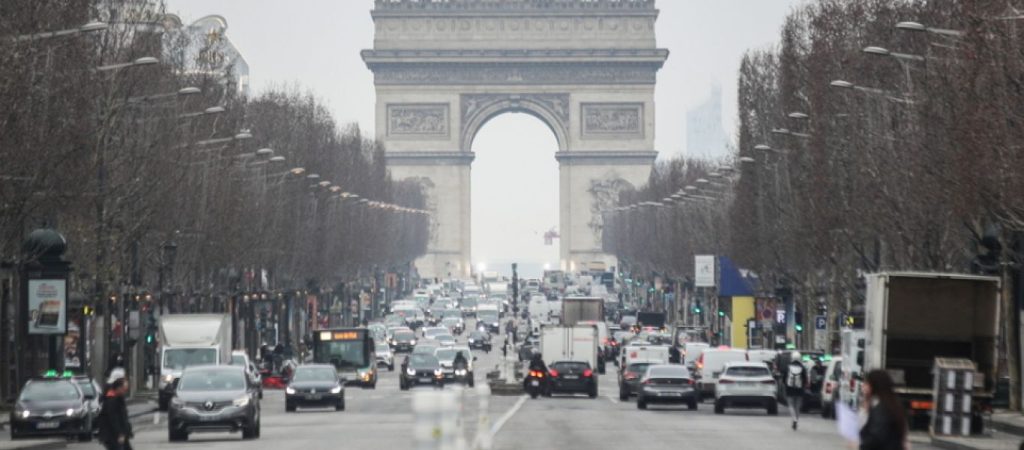 Και η Γαλλία βάζει τέλος στην θανατολογία-κρουσματολογία: Καταργεί μάσκες, ανοίγει εστίαση κλπ. με 425.183 κρούσματα!